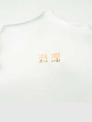 Pearl Square Earring